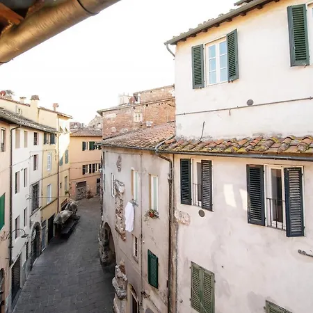 Sibilla Luxury Flat In Center Town Apartman *