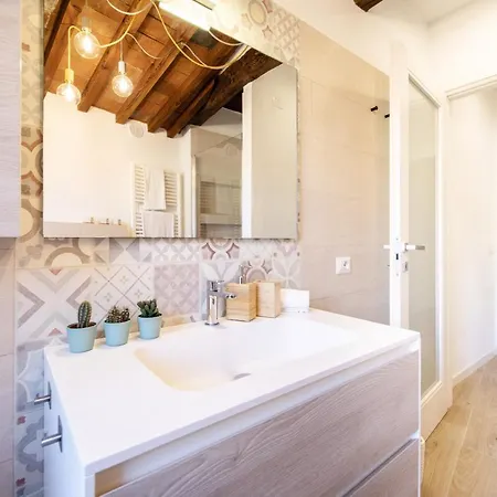 Sibilla Luxury Flat In Center Town Apartman