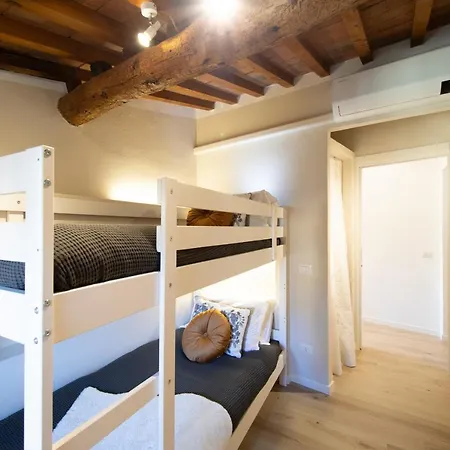 Sibilla Luxury Flat In Center Town Apartman